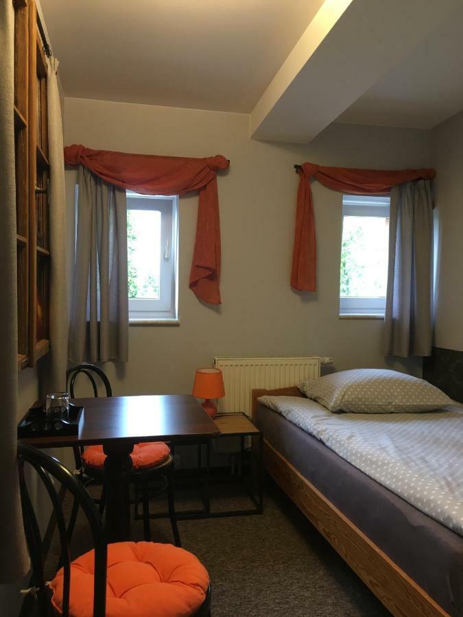 Pokoje Hotelowe Dux Lodz  Ngoại thất bức ảnh